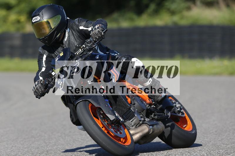 /54 19.09.2025 Speer Racing ADR/Gruppe gelb/33